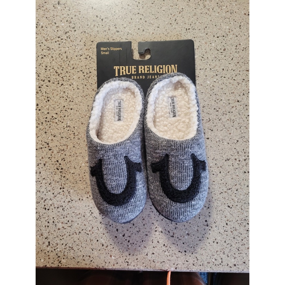 True Religion Mens Slippers SIZE 7-8 Sherpa Lined Horseshoe Logo Durable Sole